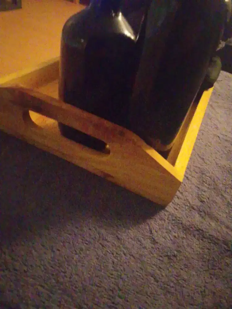 Kami sedang mencari terapis perempuan dan laki laki