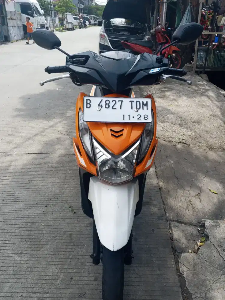 HONDA BEAT CW TH 2014 KONDISI GRESS PAJAK DKI PEMAKAIAN EXS WANITA