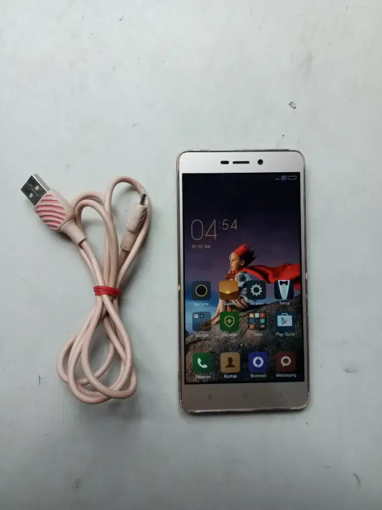 Xiomi redmi 3 jaringan 4G Ram 2/16 Siiap pakaii