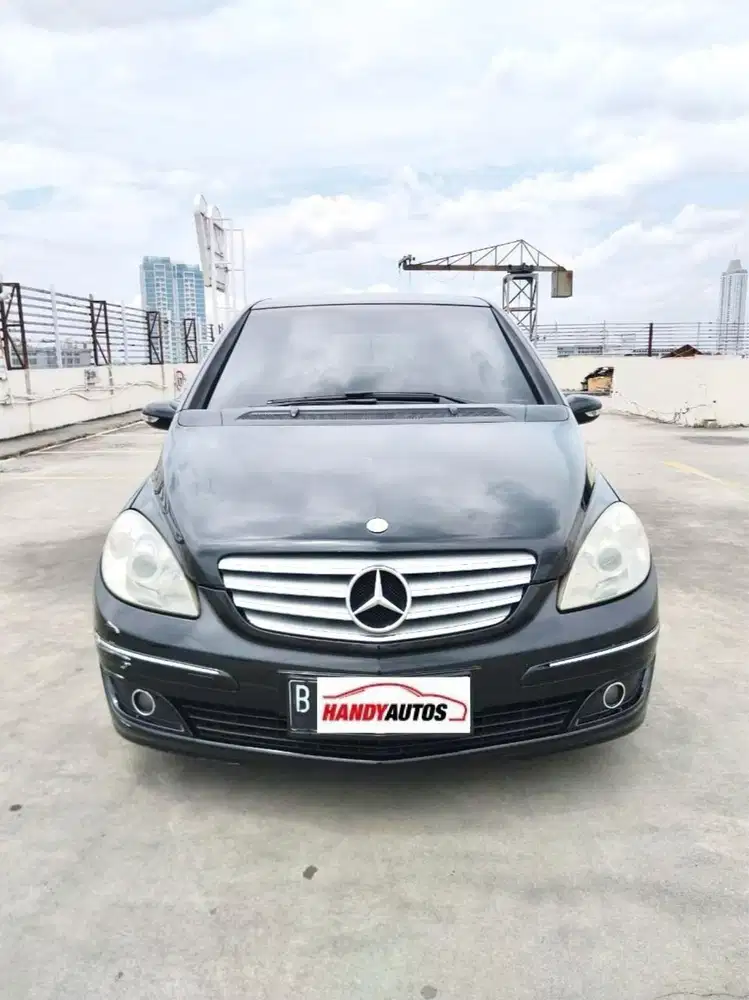 Mercedes Benz B170 Tahun 2007 Automatic Hitam