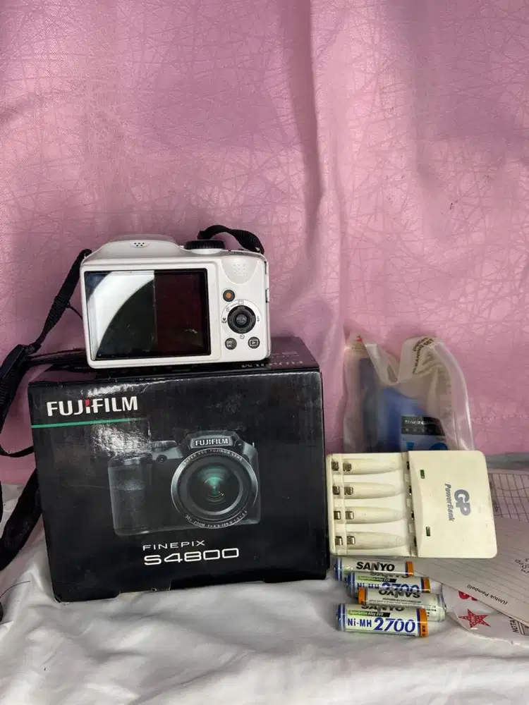 CAMERA FUJIFILM S4800 FULLSET