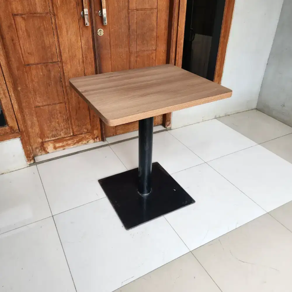 Meja ex Cafe - Meja ex Resto M2
