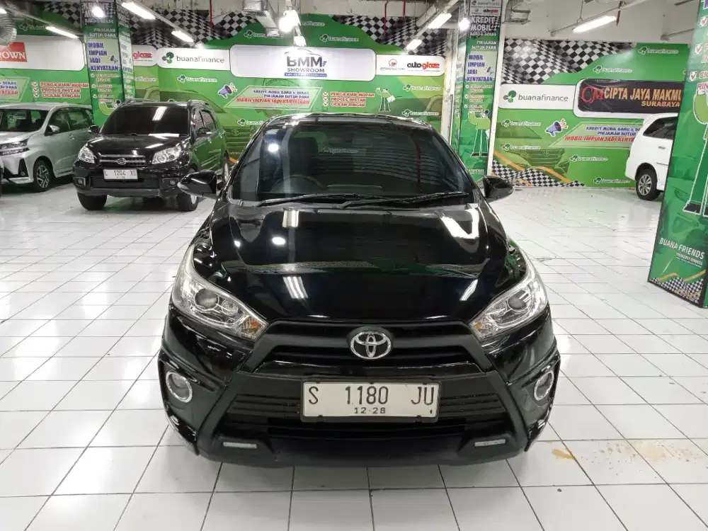 TOYOTA YARIS S TRD AT 2016 HITAM