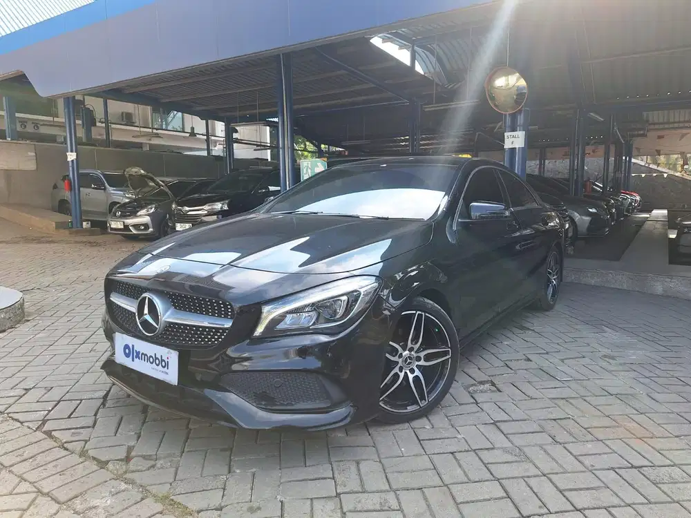 DP RENDAH Mercedes-Benz CLA200 1.6 Bensin-AT 2018 NBC