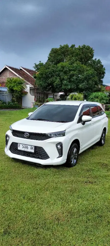 Daihatsu Xenia 1.3 R CVT 2023/24 AT Matic