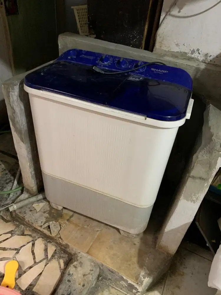 Mesin cuci merk sharp