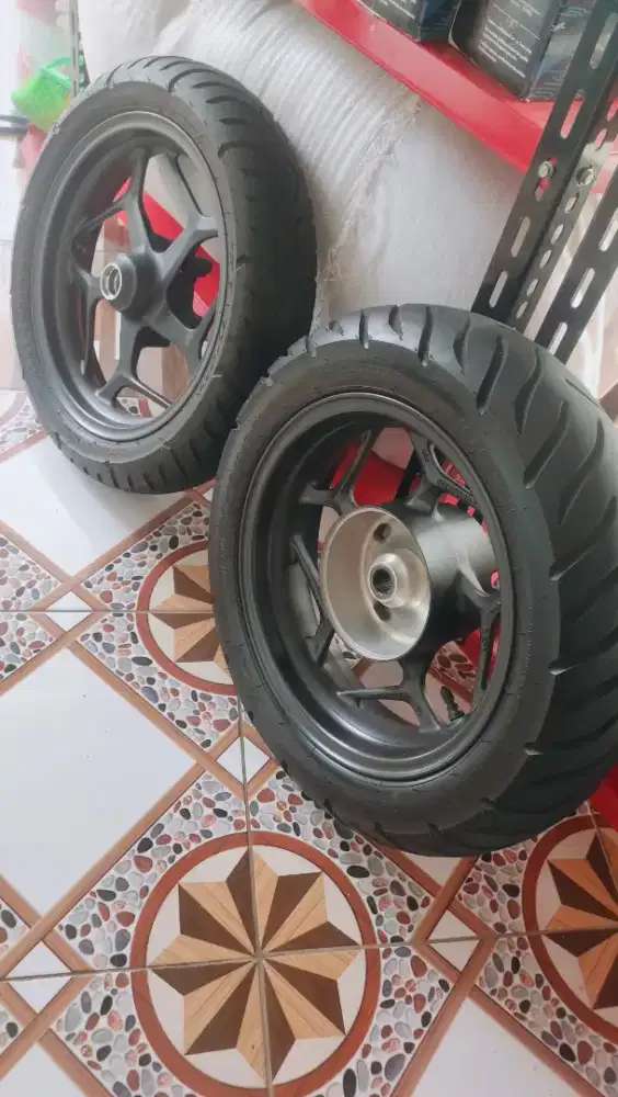Velk pcx 160 2024 siap pakai ban belakang produksi 2025