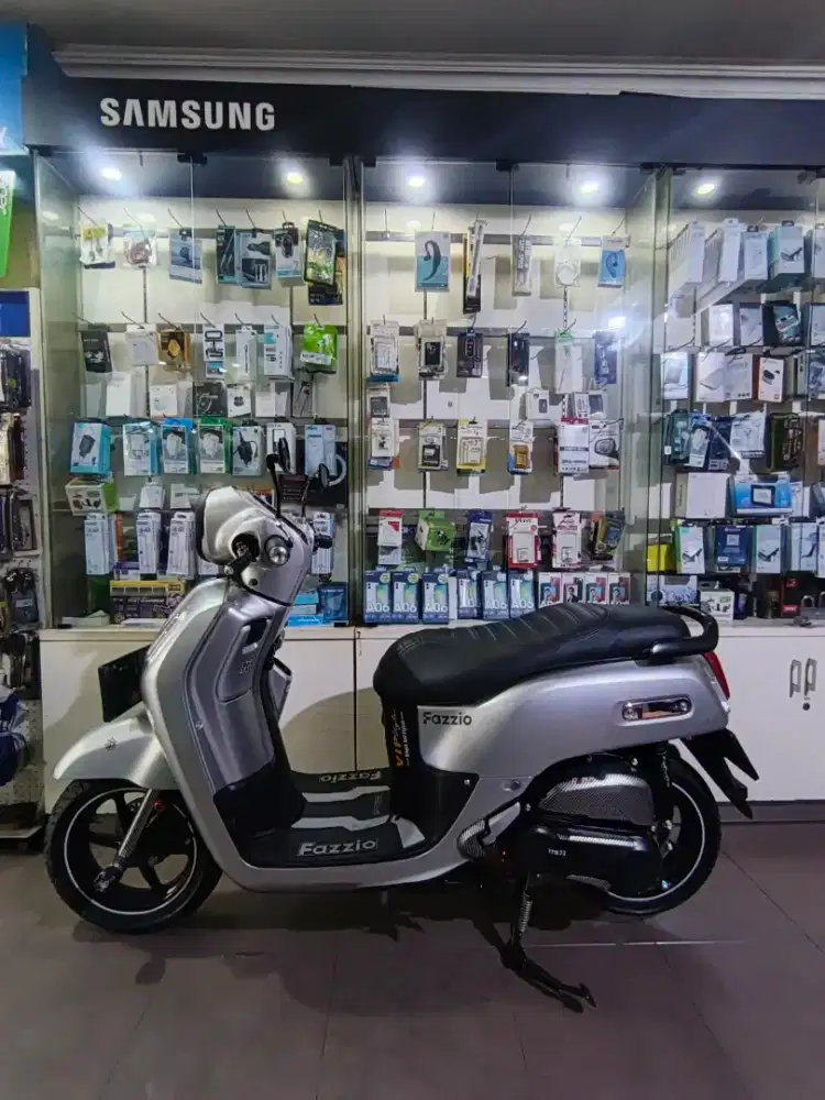 Yamaha Fazzio Lux Hybrid 2023 akhir Bluecore Keyles Remoted Connected