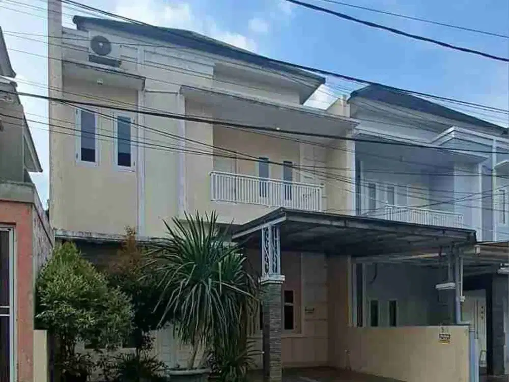 Jual Rumah Tingkat di cluster Gandaria Asri Jagakarsa Jaksel luas 126 M2 Murah