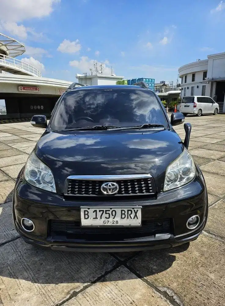 Toyota Rush G Automatic 2013 TDP Murah