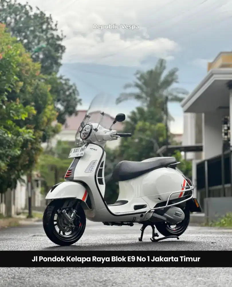 DIJUAL VESPA GTS SUPERSPORT KEYLESS 4V 150 IGET ABS-ASR LED TH 2024