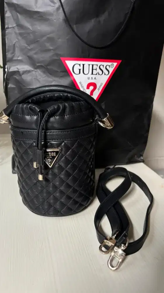 RIANEE QUILT DRAWSTRING BUCKET