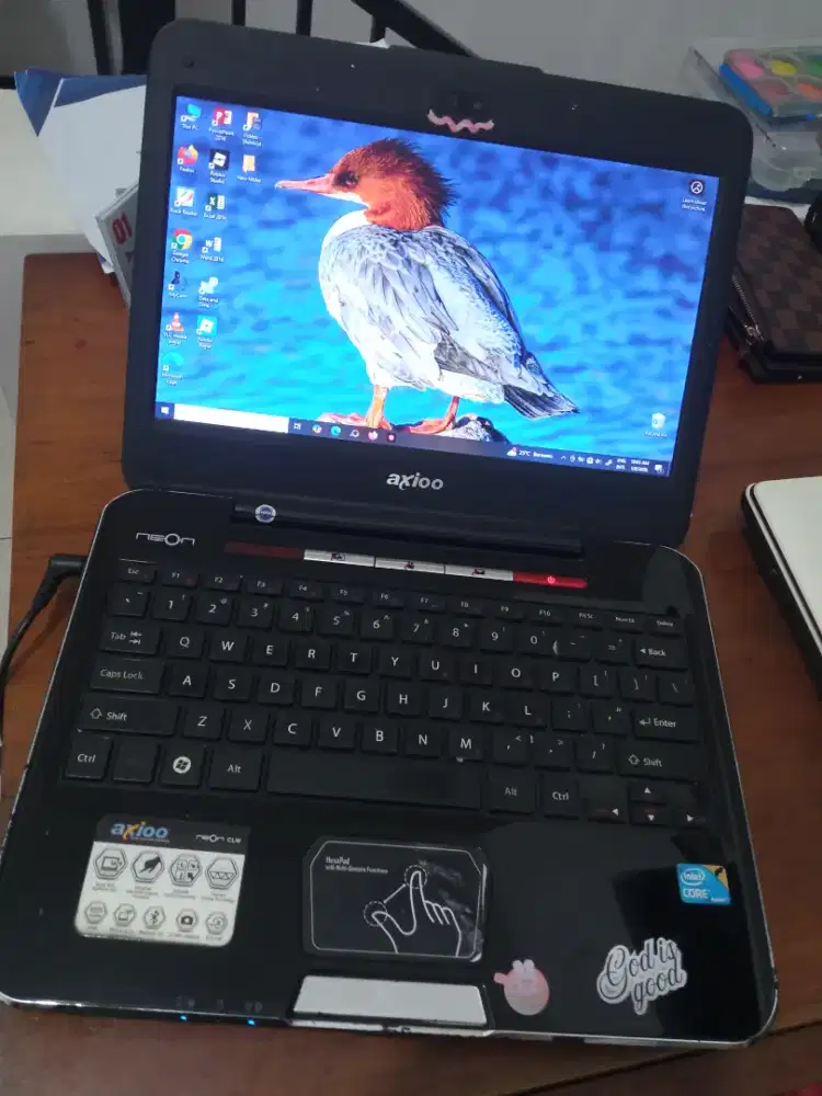 Dijual cepat  laptop axio bekas