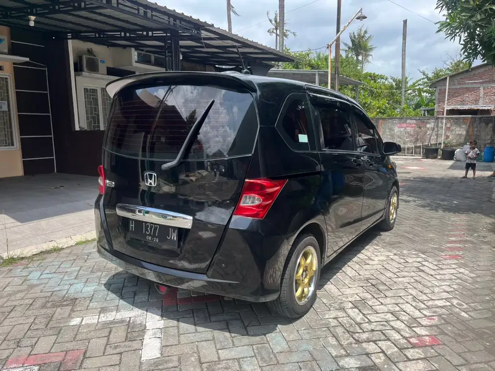 Honda Freed 2010 Bensin