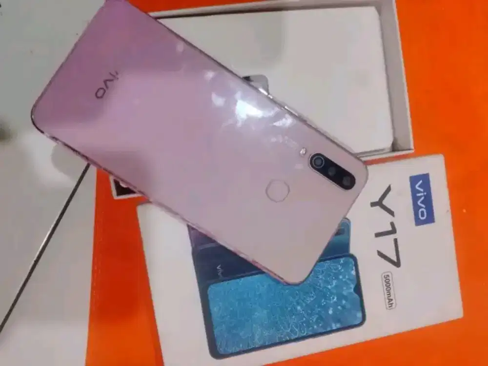 Vivo y17 ram 8/256