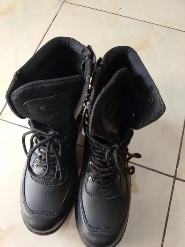 Sepatu pdl, merk caanggo