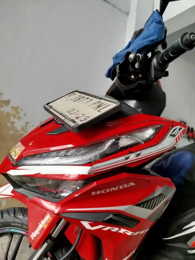 Vario CBS 125 cc
