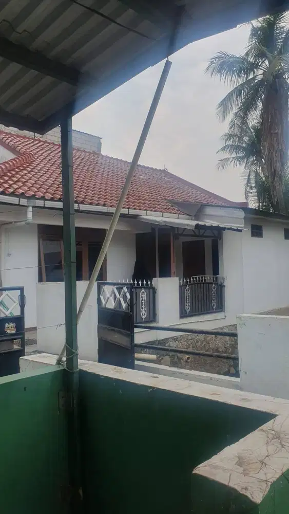 Dikontrakkan 1/3 rumah di Pondok Gede/Pondok Melati/Rawa Bacang