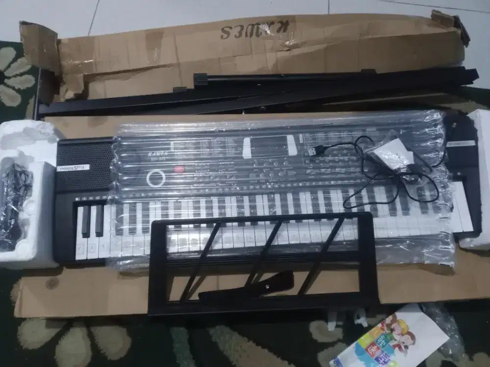 Piano anak buat belajar bermain piano masih baru