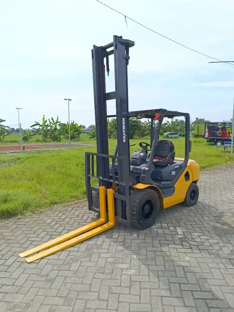 Forklift Komatsu 3ton boom 5mtr