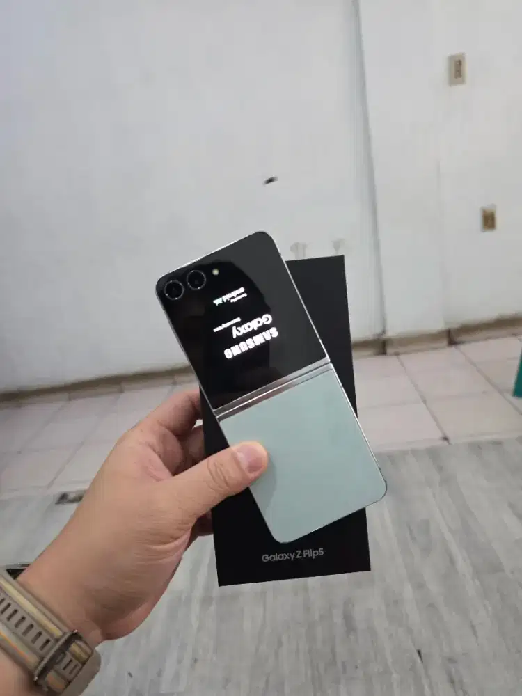 Samsung Z Flip 5 256Gb - Resmi #Relax