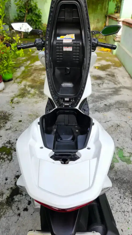 PCX cbu Vietnam langka