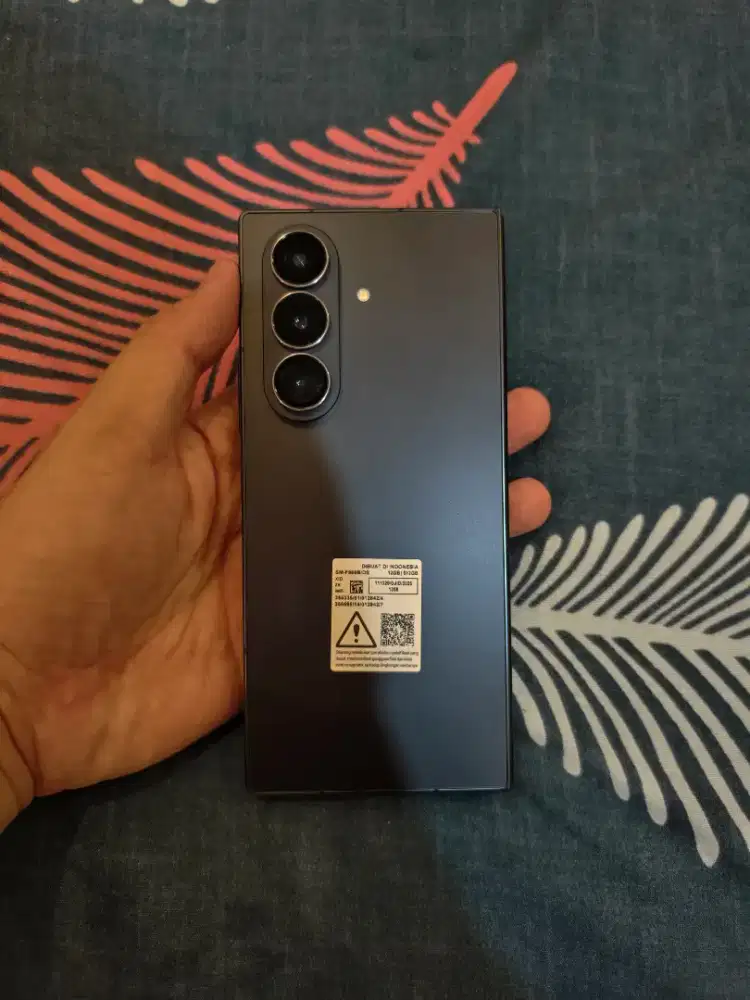 Samsung Z Fold 7 12/512gb SEIN November 2026 zfold7 zfold fold7