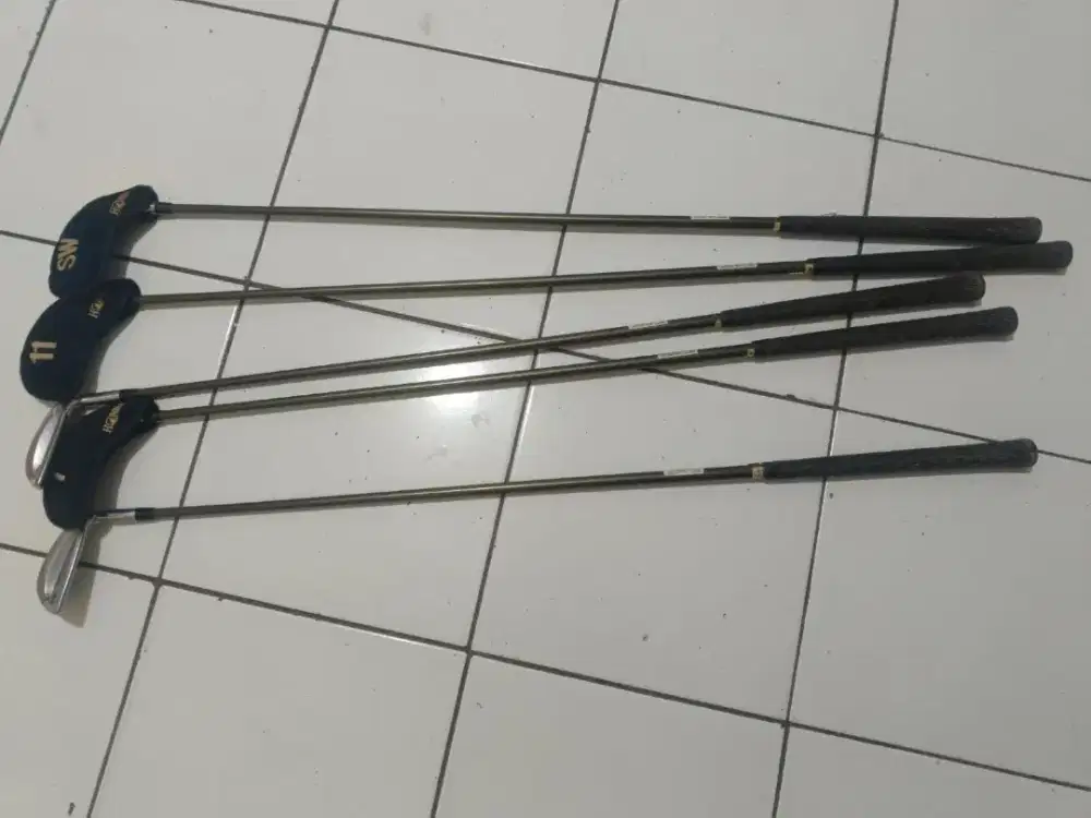 Stik golf merk honma bekas.