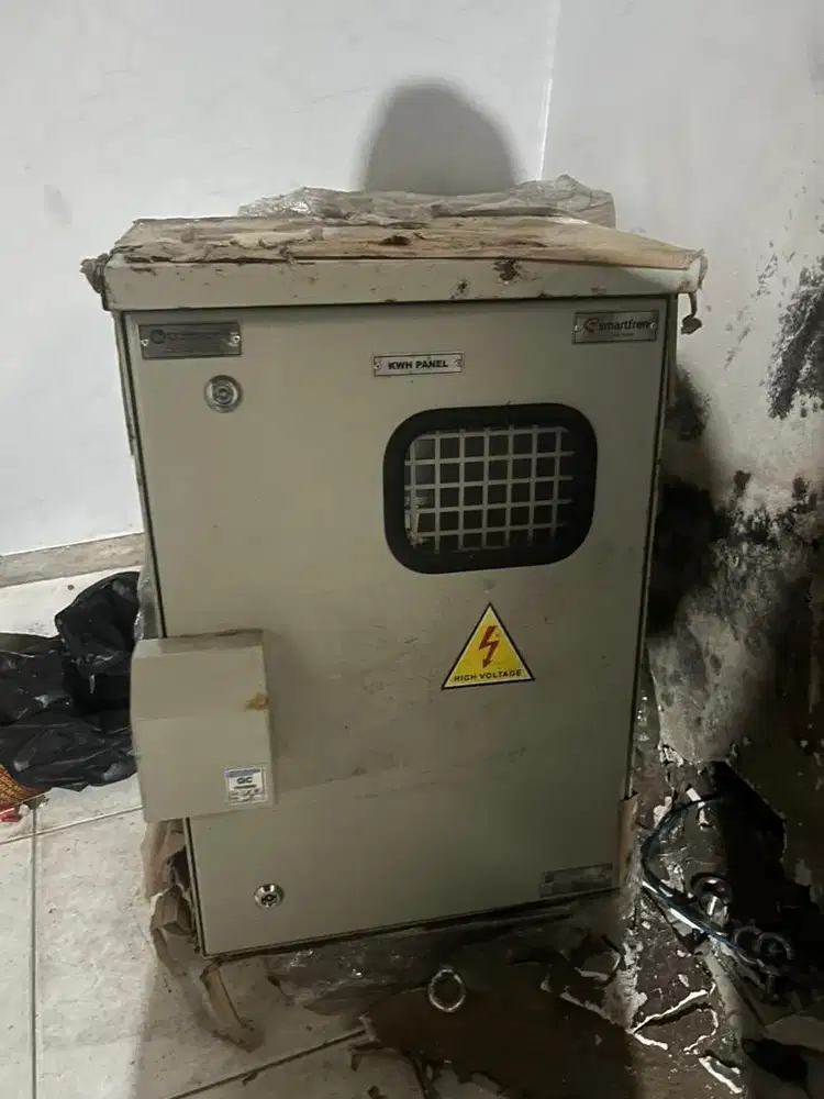 Smartfren panel lampu otomatis