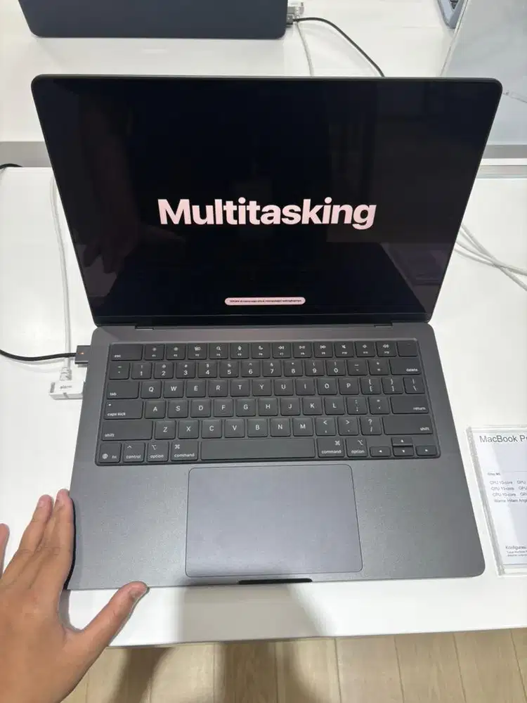 READY MACBOOK PRO M4 (14inc)