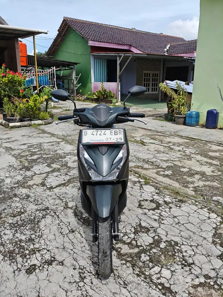 di jual Beat Deluxe new 110cc Mesin halus