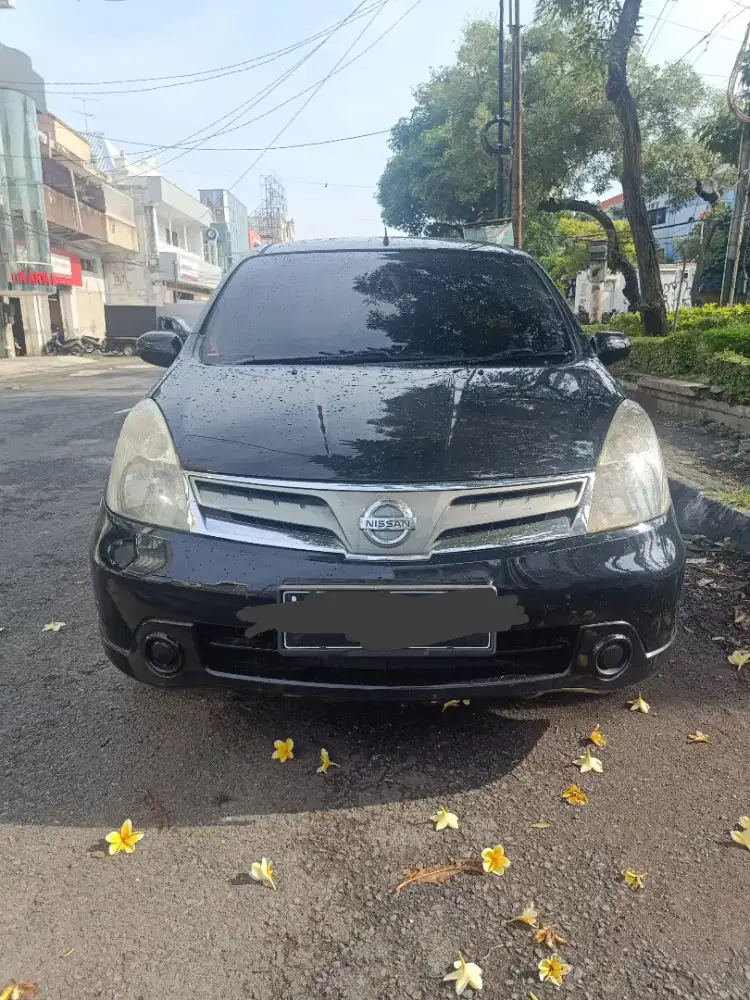 Nissan Grand Livina XV 2012 Manual (L) Surabaya Pribadi Bagus Original