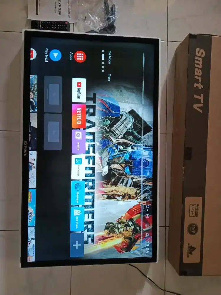 TV Smart EXPOSE 43inch Baru pakai 1bulan mau kondisi Layar garis kaya