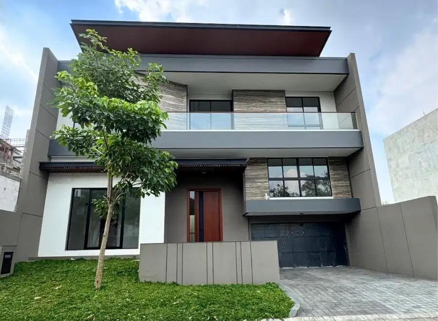 Dijual rumah baru mewah pakuwon indah finish good japan, sby barat