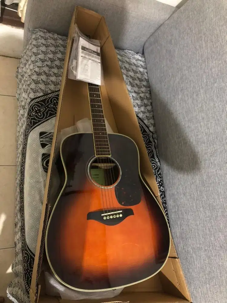 Gitar yamaha fg830 original