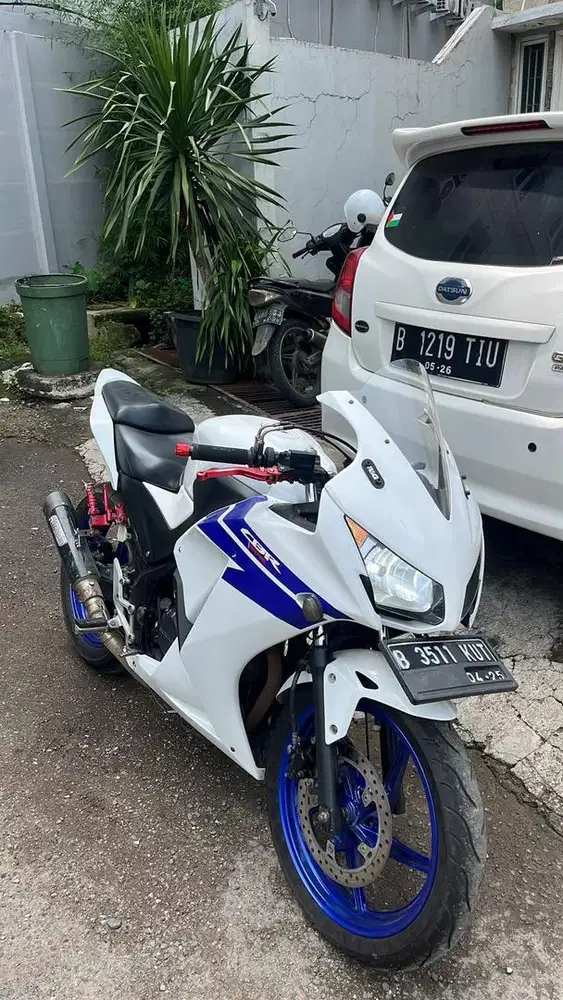 Honda CBR 150R 2025