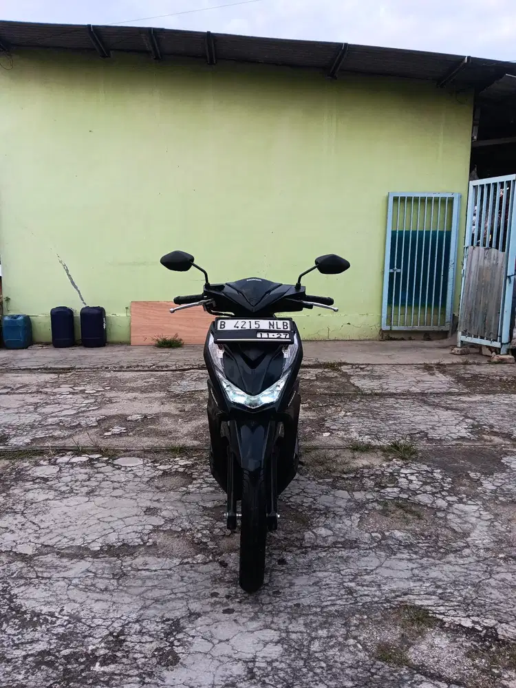 Di jual beat deluxe 110cc Mesin halus