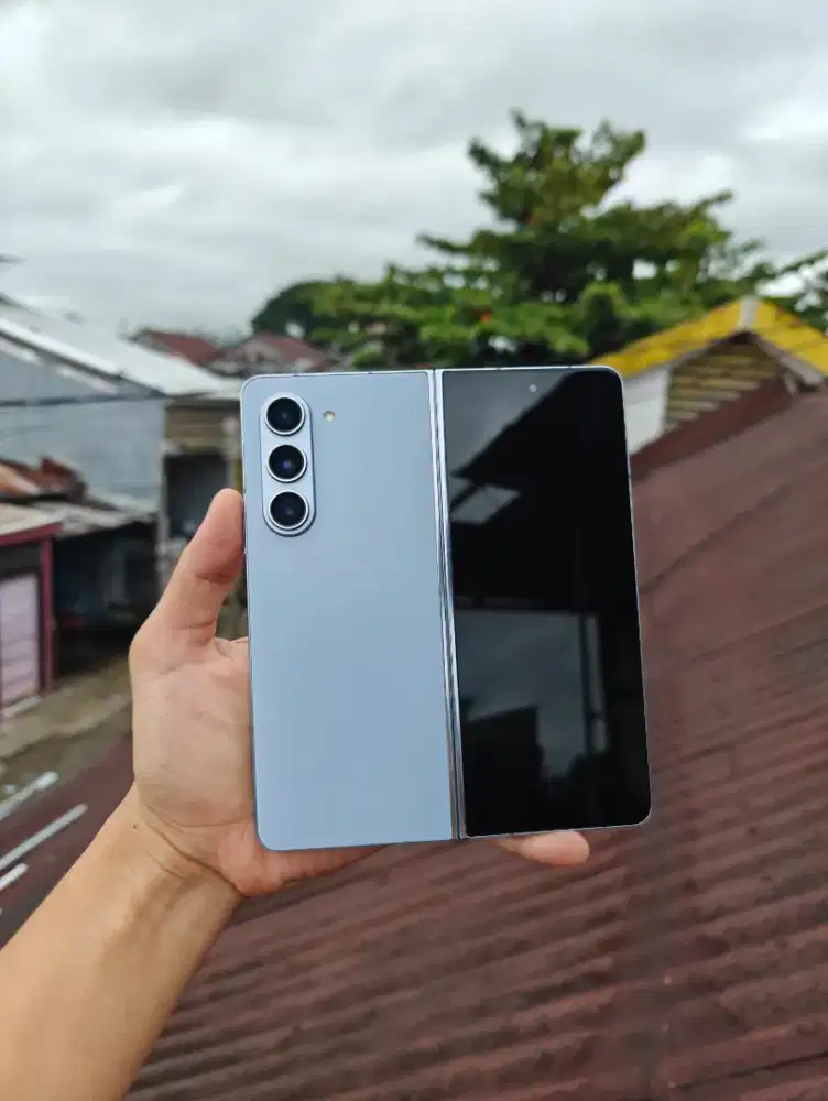 SAMSUNG Z FOLD 5 512GB ICY BLUE RESMI SEIN (-layar dalam)