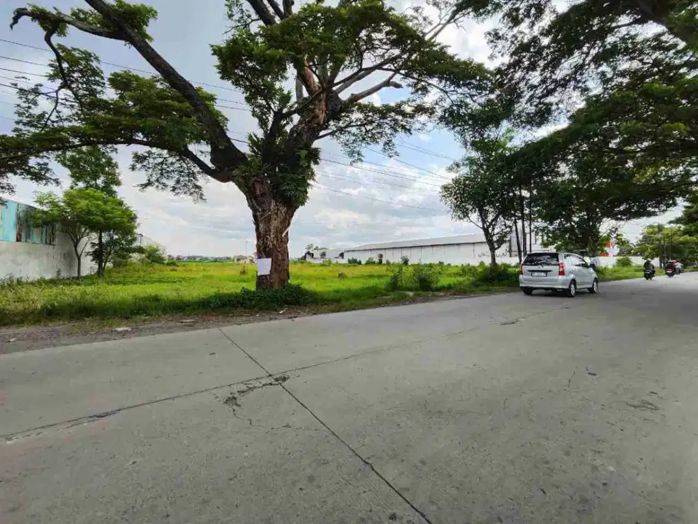 Tanah komersil dekat pintu tol klodran dekat Solo