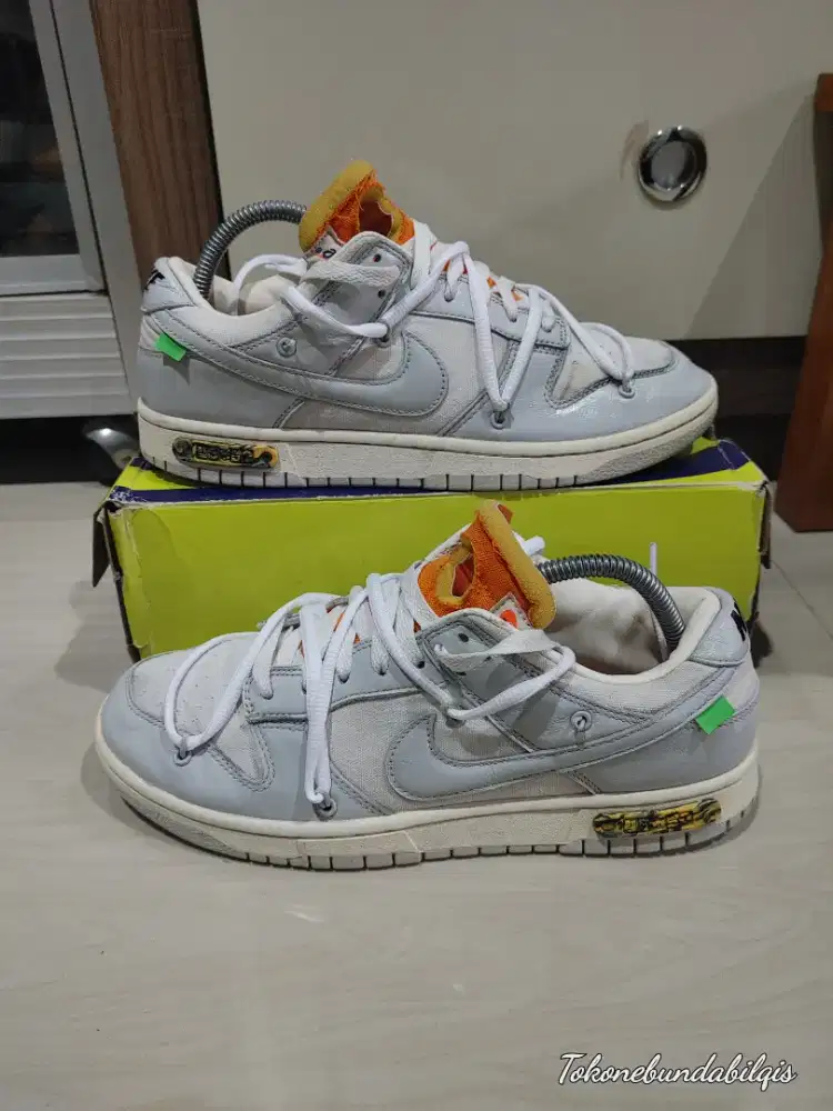Sepatu Nike SB off white preloved size 42