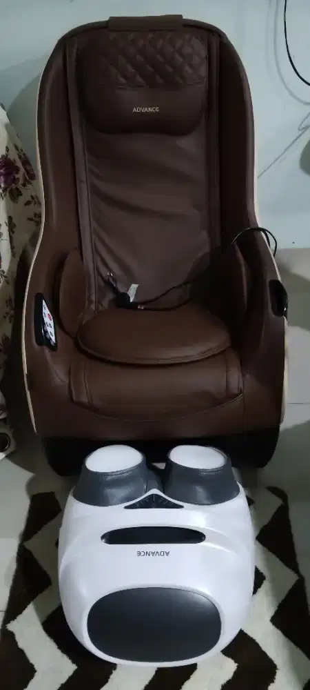 Kursi Pijat Advance