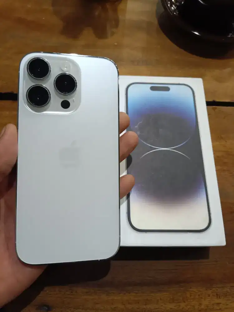 Iphone 14 pro 512gb mulus siap pakai