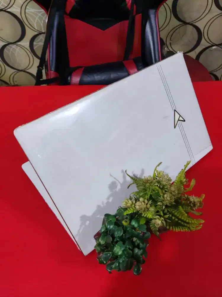 ASUS ZENBOOK UX334FL-303 SCREENPAD DISPLAY