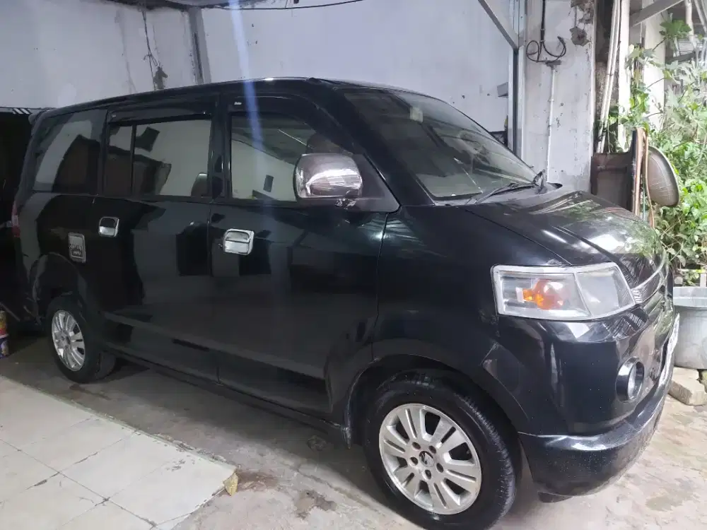 Suzuki apv 2004 X ( mulus ) siap mudik