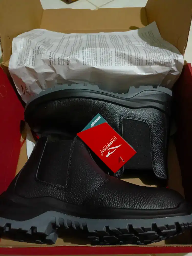 Dijual sepatu Safety merek cheetah 7110