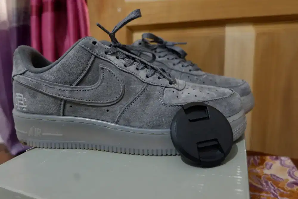 Sepatu nike baru sekali pake