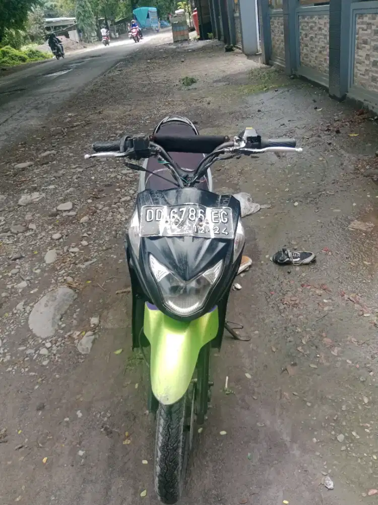 Motor Suzuki nex karbu
