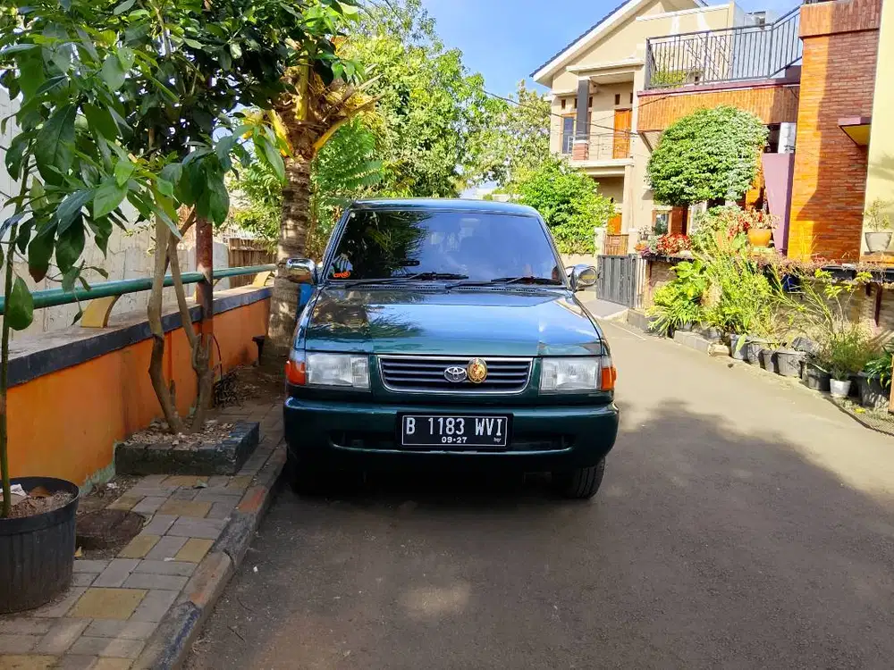 Toyota Kijang Kapsul LGX