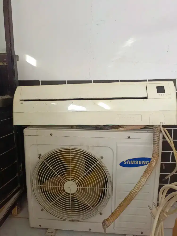 Jual AC merk samsung 1/2 pk
