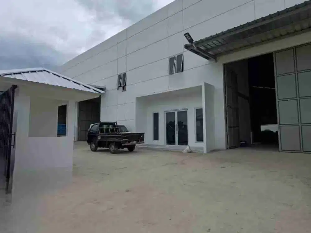 Disewakan gudang baru LT 1000 LB 660 di Delta silicon cikarang